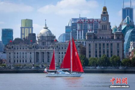 Ende einer Langfahrt: Chinese Zhai Mo berichtet über Plünderung – Unter Aufsicht der Polizei