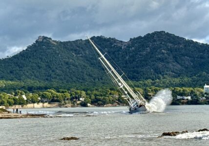Gestrandete Yacht auf Mallorca: Kapitän beschreibt die Unglücksnacht – Was steckt hinter diesem Vorfall?