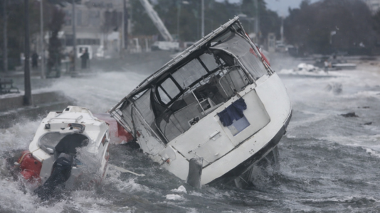 Mittelmeer-Sturm verwüstet Häfen: „Kıble Lodosu“ – der Wind, der sich oft nicht ankündigt