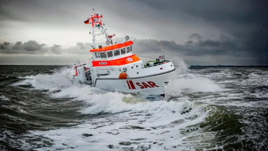 Nach abgebrochener DGzRS-Suche: Für tot gehaltener Seemann wieder aufgetaucht