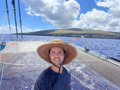 Um die Welt gegen den Wind: Guirec Soudée lag beim Ausflug zu den Osterinseln schon 1000 Meilen hinten