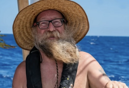 Einhandsegler auf der Flucht: Donald Steven Lang versteckt sich auf See