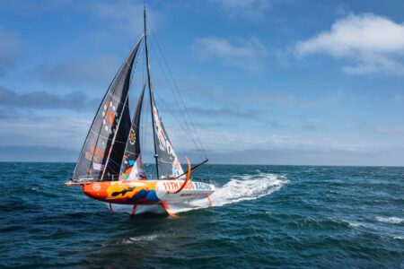 IMOCA Solosegeln erstmals nach der Vendée Globe: Sieben Skipper beim Saison-Auftakt
