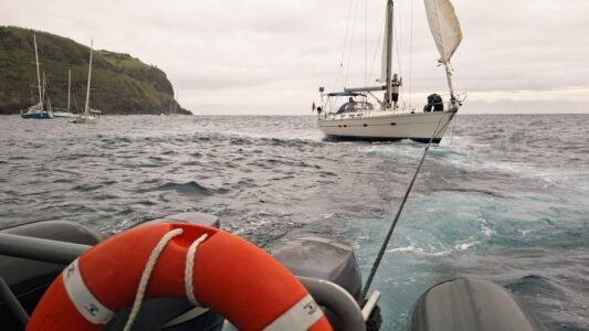 Deutscher Skipper stirbt auf Segelyacht vor den Azoren: Ermittler prüfen Todesursache