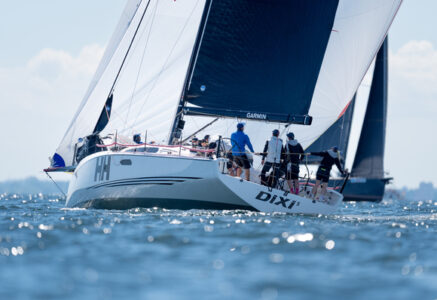 Meister im Seesgeln: XR 41 „Dixi 5“ Mit Jesper Radich und Cape31 „Niramo“ mit Bouwe Bekking