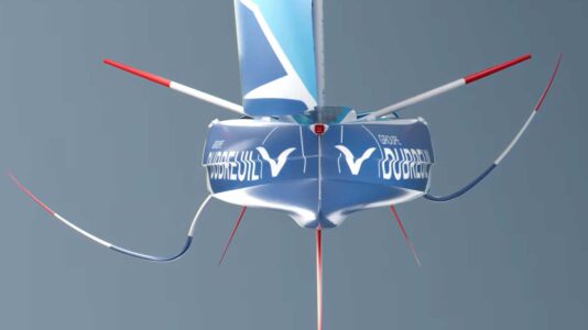 Sébastien Simons radikaler IMOCA Neubau: Weniger Krängung – Steuern mit Stick