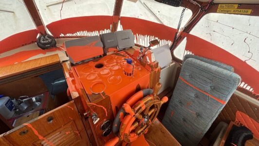 Vandalismus in Dänemark: Mehrere Boote mit Farbe übergossen und aufgeschlitzt