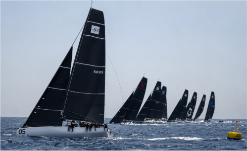 52 SuperSeries: Bruni wieder mit Stb-Start – Vendée-Globe-Stars Richomme und Peyron in Führung