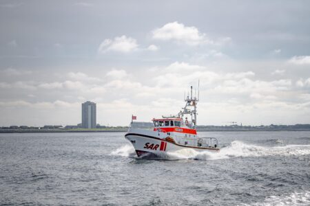 Nordsee: Jollenkreuzer mit Familie an Bord kentert vor Büsum