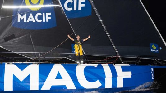48H Azimut: Sam Goodchild gewinnt souverän mit Macif. Simon mit Verdier Neubau „enttäuscht“.