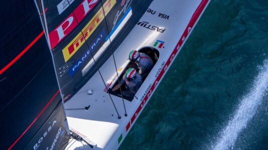 America’s Cup: Burling setzt vor Neapel eine erste Duftmarke